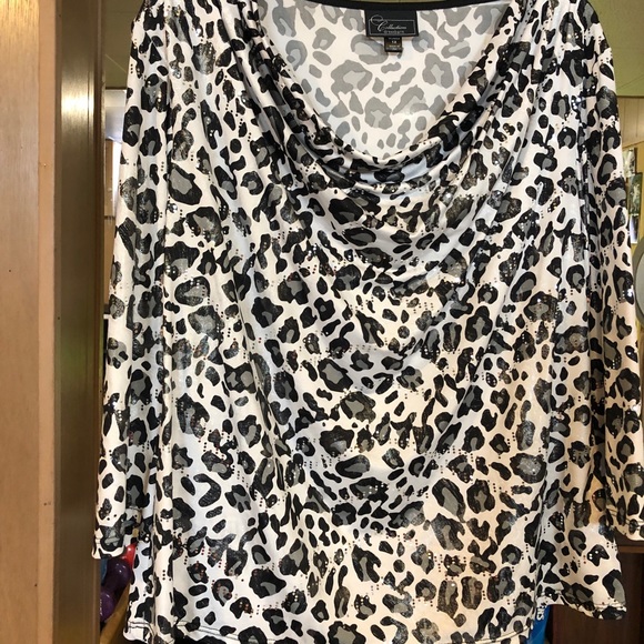 Leopard print blouse with 3/4 length sleeves! - Picture 1 of 3